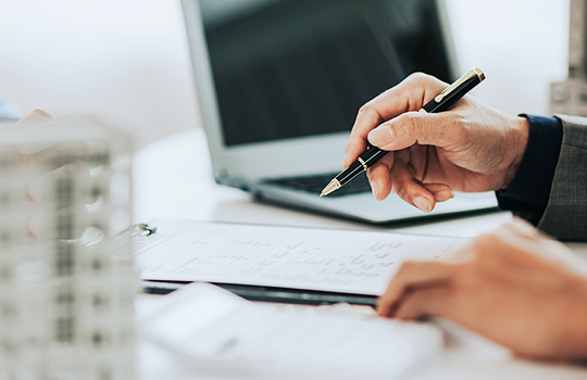 不動産と相続に強い実務経験があります